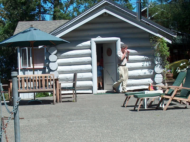 Original Log Cabin Sanich Inlet